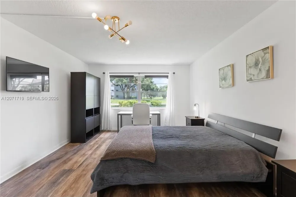 12750 SW 4th Ct #105J Pembroke Pines, FL 33027