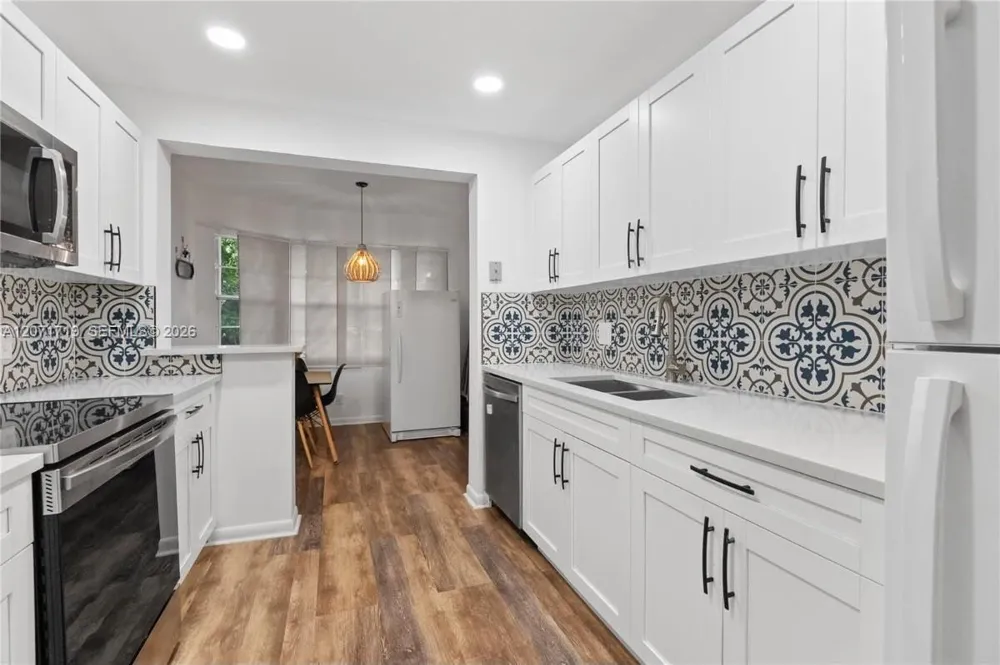 12750 SW 4th Ct #105J Pembroke Pines, FL 33027