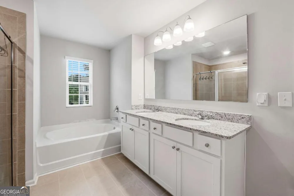 6890 Scarlet Oak WAY Flowery Branch, GA 30542