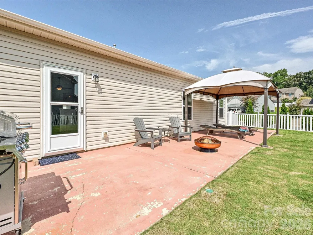 216 Austin Field Court Mount Holly, NC 28120