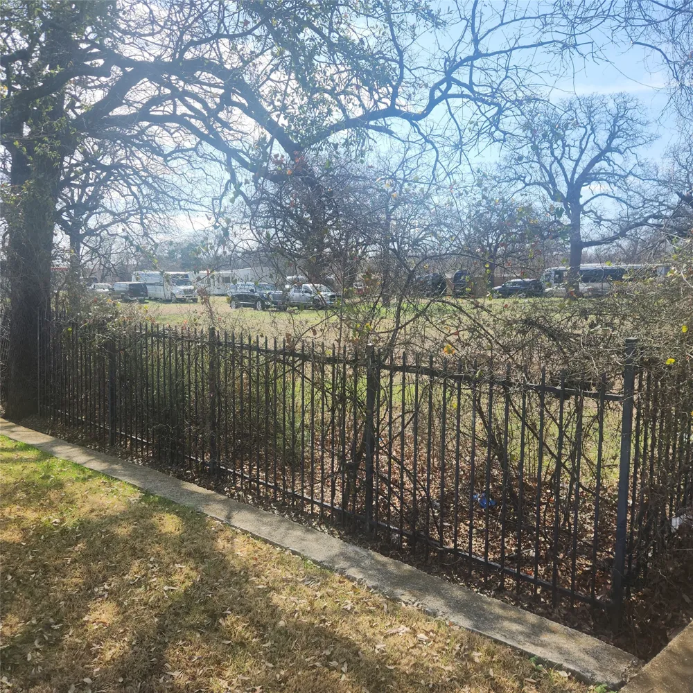 725 Walton Walker Boulevard Irving, TX 75061