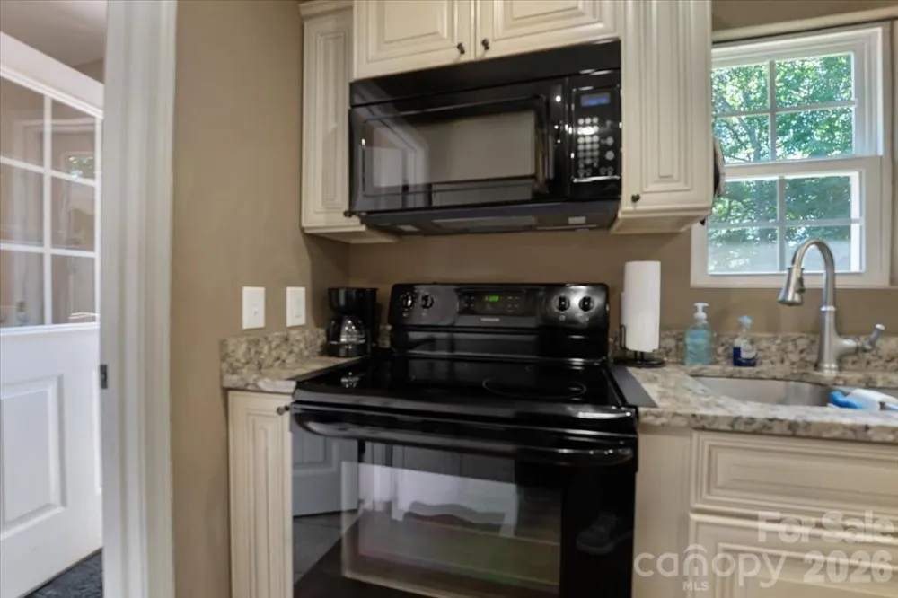2932 Ranger Road Clover, SC 29710