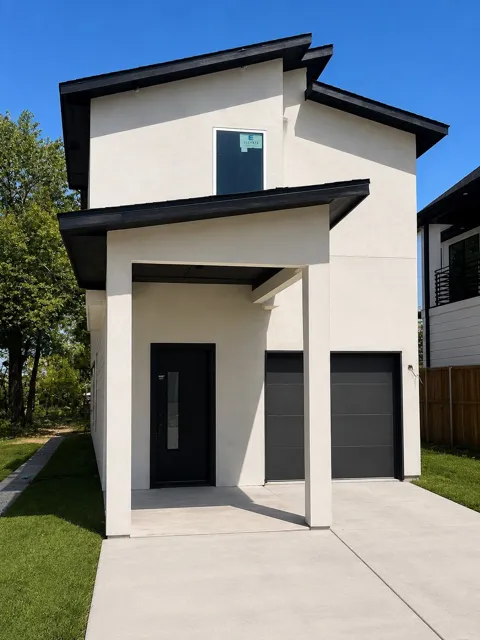406 Bobbie Street