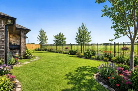 9707 Highland Pointe Drive