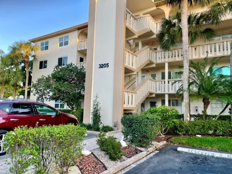 3205 Portofino Point #B4