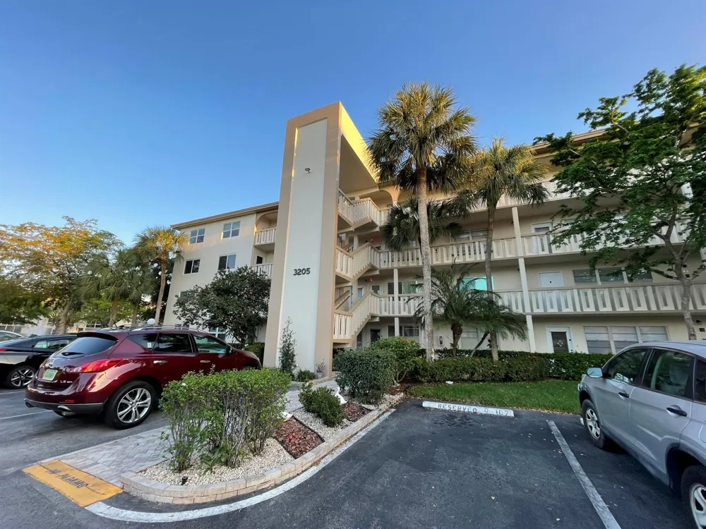 3205 Portofino Point #B4 Coconut Creek, FL 33066