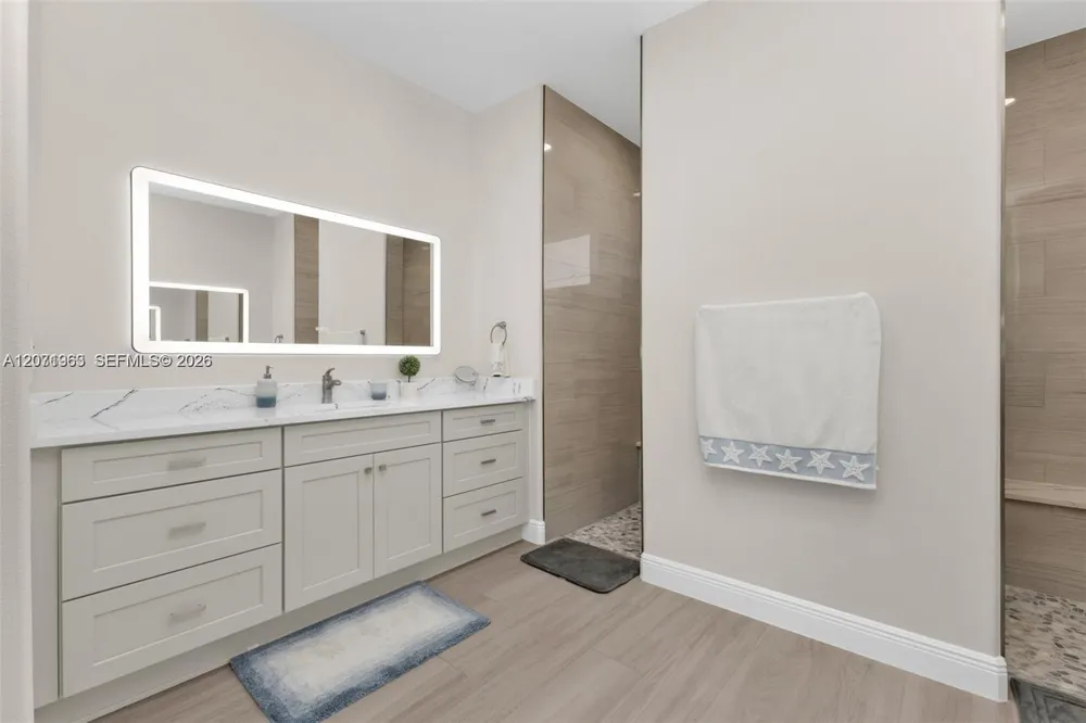 13926 Allamanda Cir Other City - In The State Of Florida, FL 33981