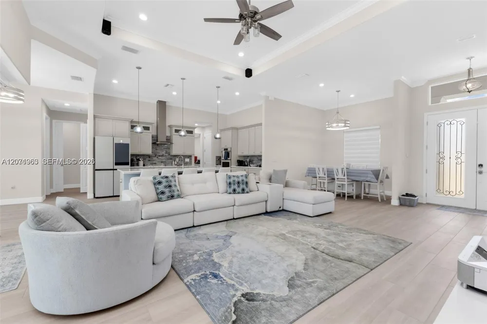 13926 Allamanda Cir Other City - In The State Of Florida, FL 33981