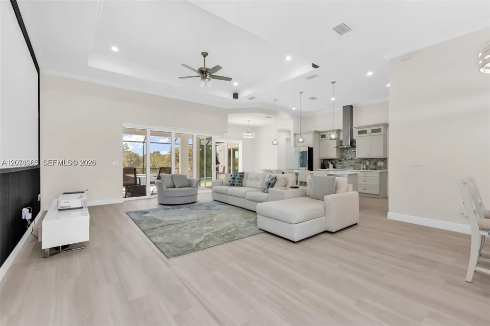 13926 Allamanda Cir Other City - In The State Of Florida, FL 33981