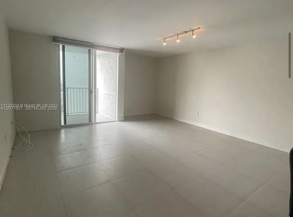 850 Miami Ave #W-2205 Miami, FL 33136