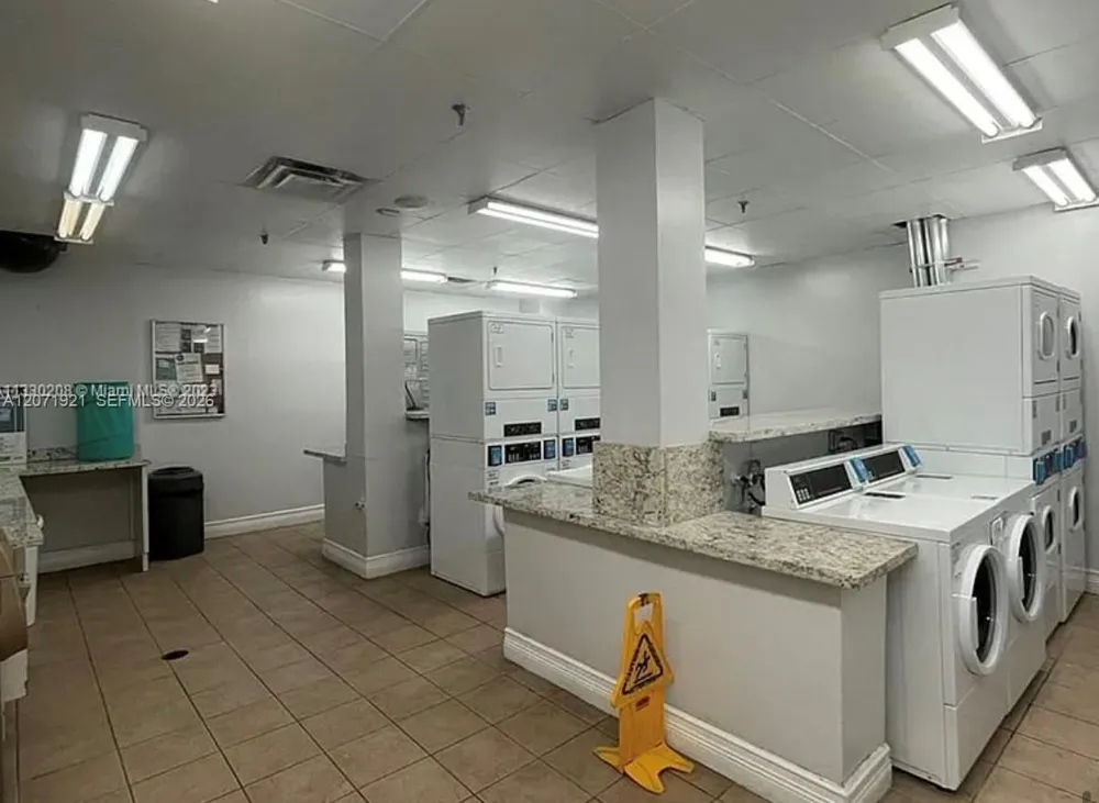 850 Miami Ave #W-2205 Miami, FL 33136