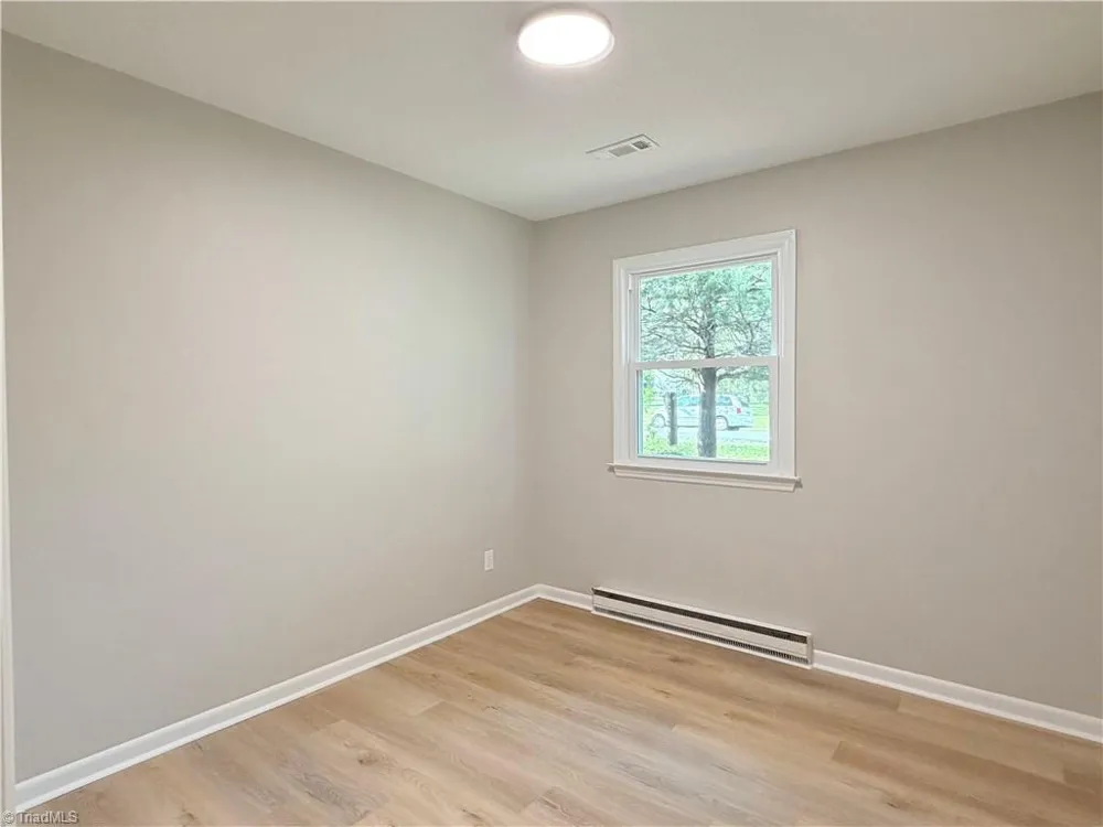 1702 Cedrow Drive High Point, NC 27260