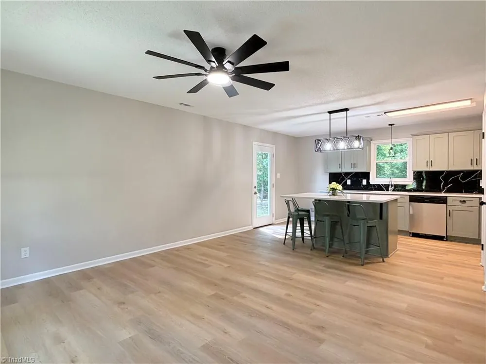 1702 Cedrow Drive High Point, NC 27260