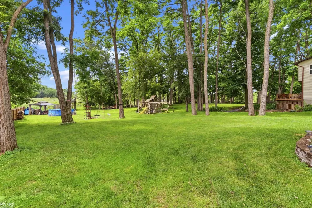 1539 W Rolston Road Linden City, MI 48451