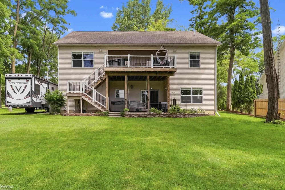 1539 W Rolston Road Linden City, MI 48451
