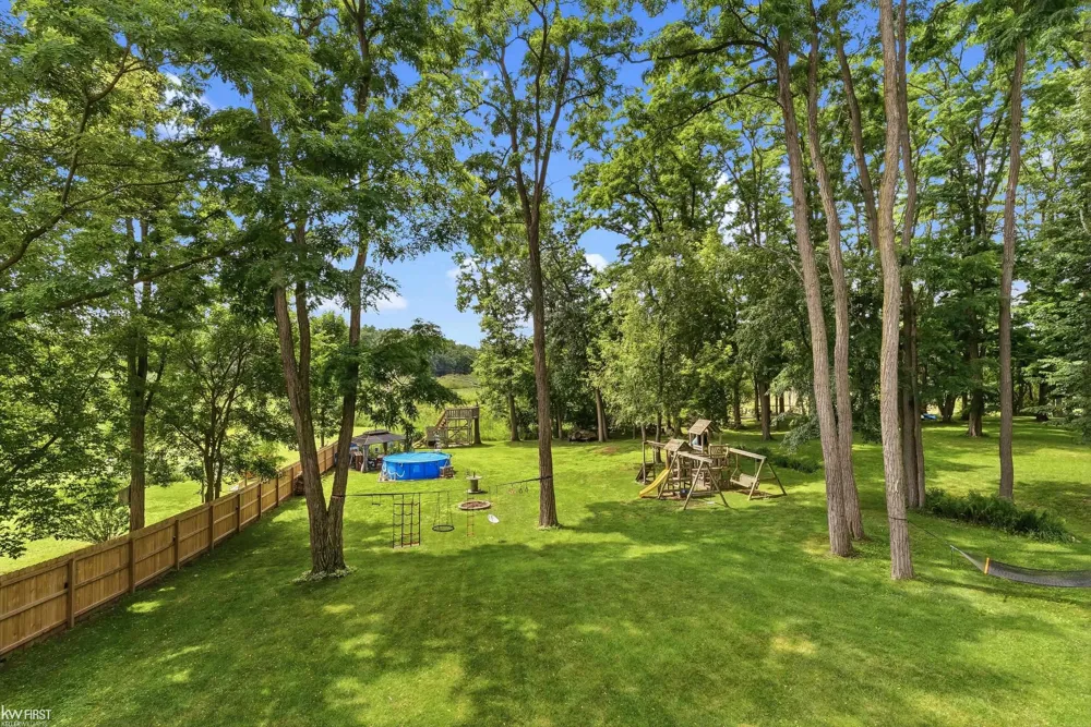 1539 W Rolston Road Linden City, MI 48451