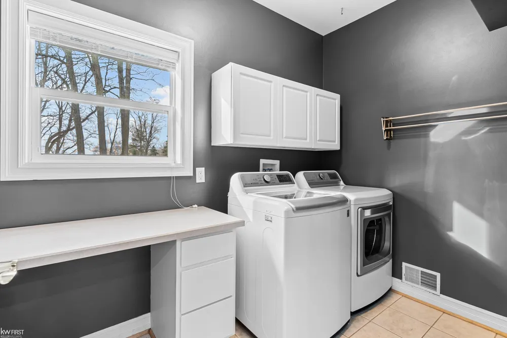 1539 W Rolston Road Linden City, MI 48451