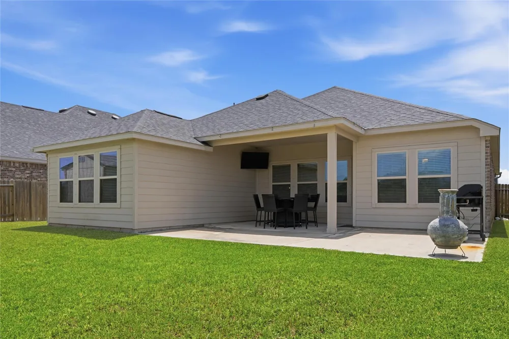 11116 Crawford Street Texas City, TX 77591