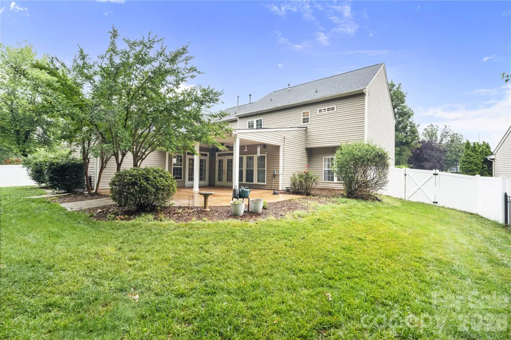 2435 Smith Cove Road Denver, NC 28037