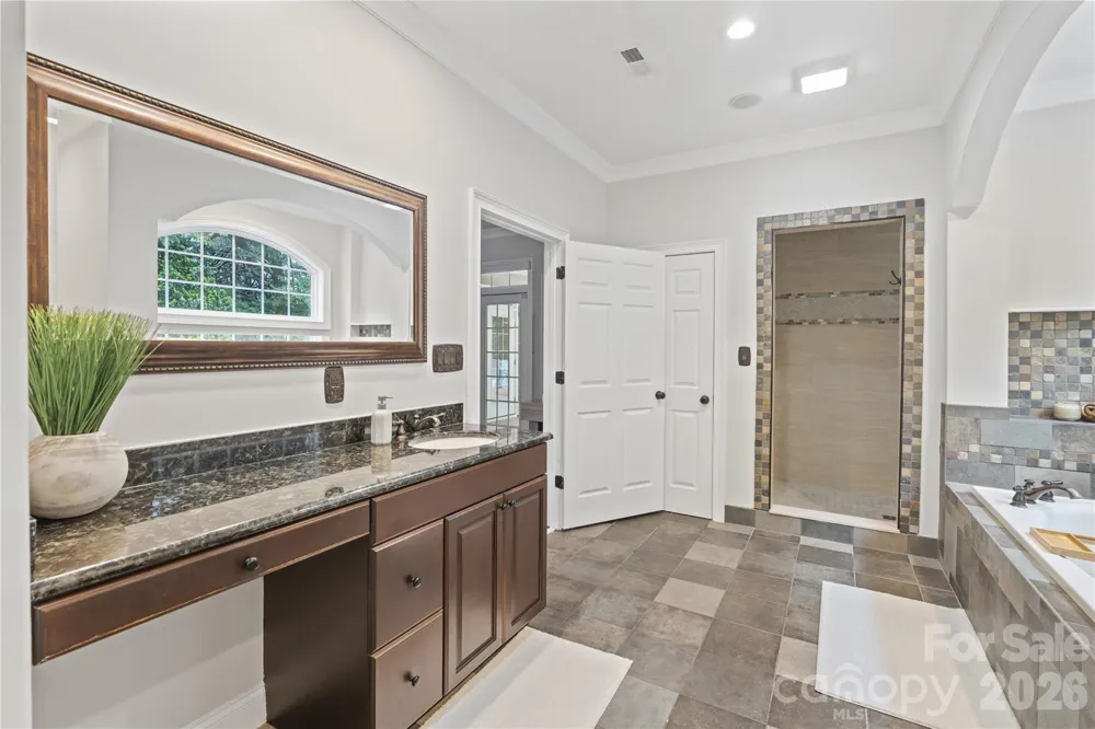 2435 Smith Cove Road Denver, NC 28037