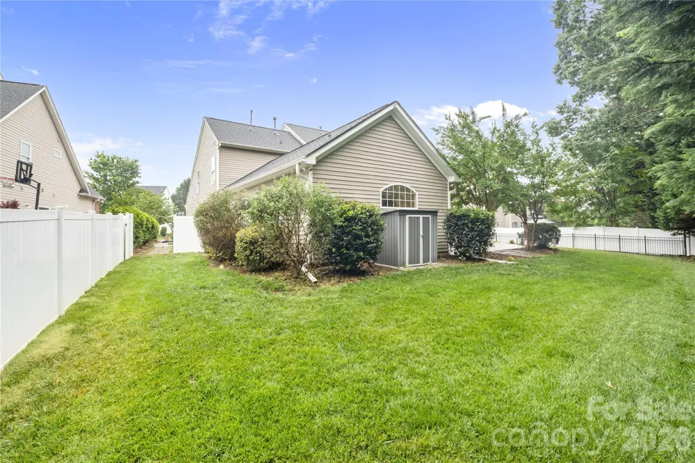 2435 Smith Cove Road Denver, NC 28037