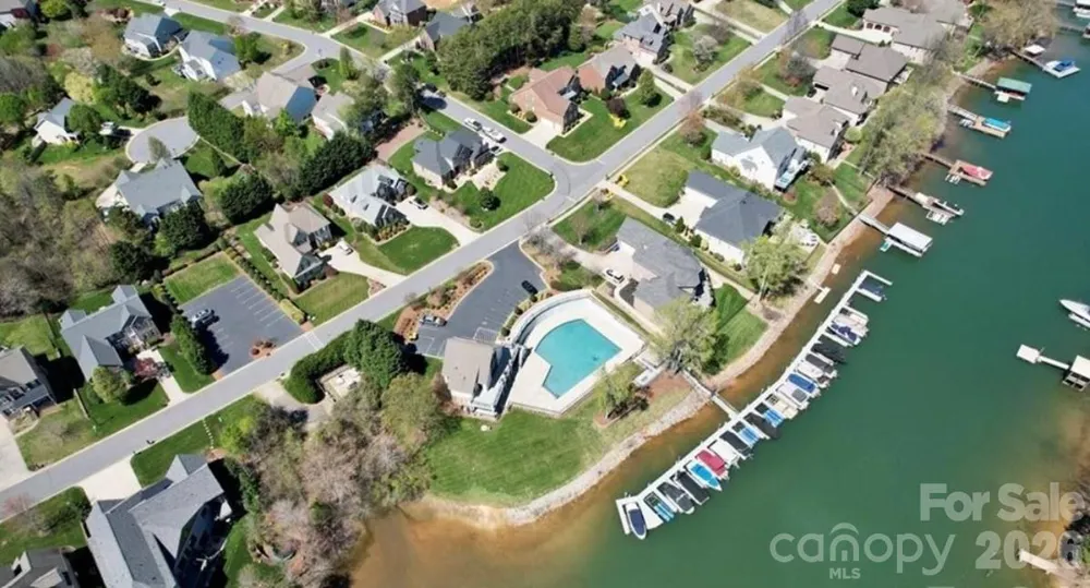 2435 Smith Cove Road Denver, NC 28037