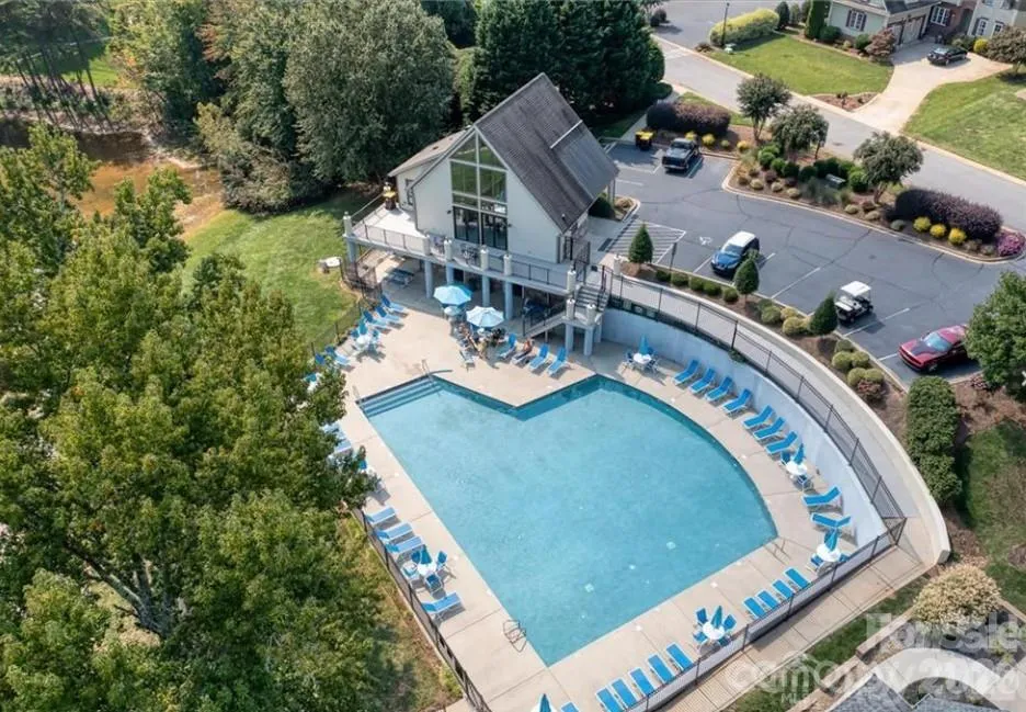 2435 Smith Cove Road Denver, NC 28037