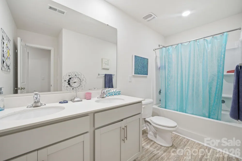 125 Gray Willow Street Mooresville, NC 28117
