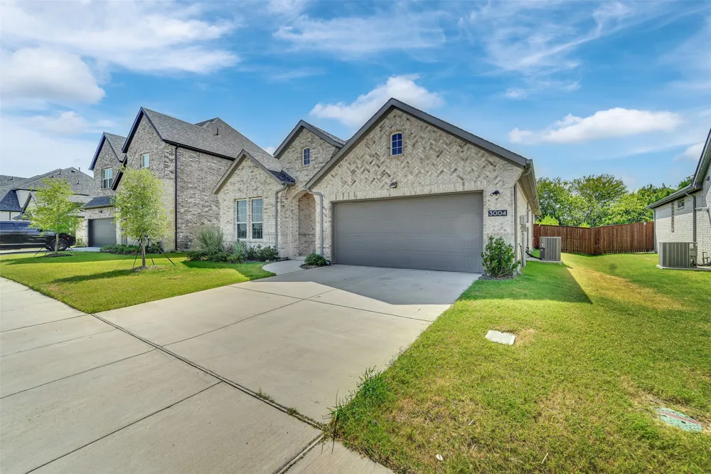 3004 Cremini Falls Princeton, TX 75407