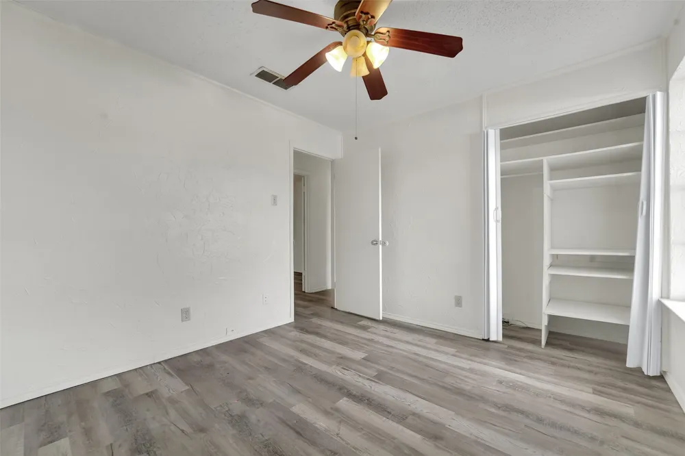 2135 Wheaton Drive Richardson, TX 75081