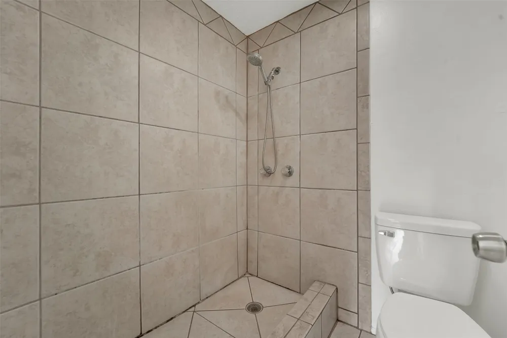 2135 Wheaton Drive Richardson, TX 75081