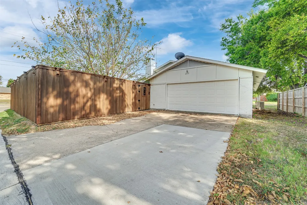 2135 Wheaton Drive Richardson, TX 75081