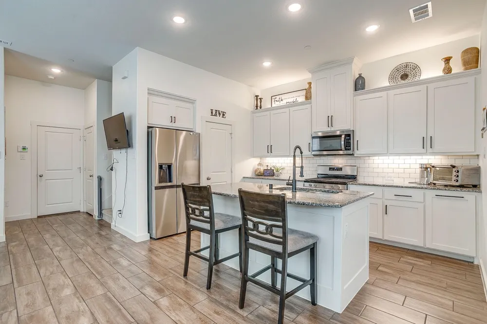6449 Iron Horse Boulevard North Richland Hills, TX 76180