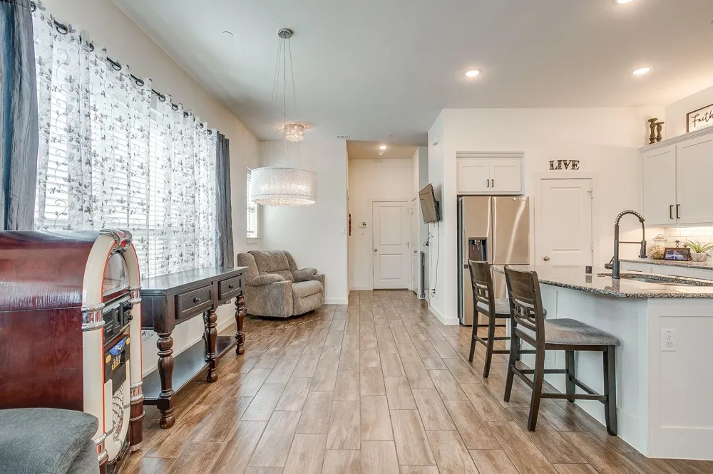 6449 Iron Horse Boulevard North Richland Hills, TX 76180