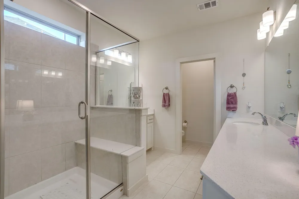 6449 Iron Horse Boulevard North Richland Hills, TX 76180
