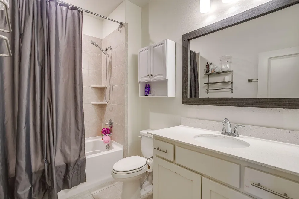 6449 Iron Horse Boulevard North Richland Hills, TX 76180