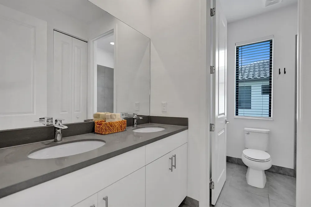 13145 Addilyn Court Davie, FL 33325