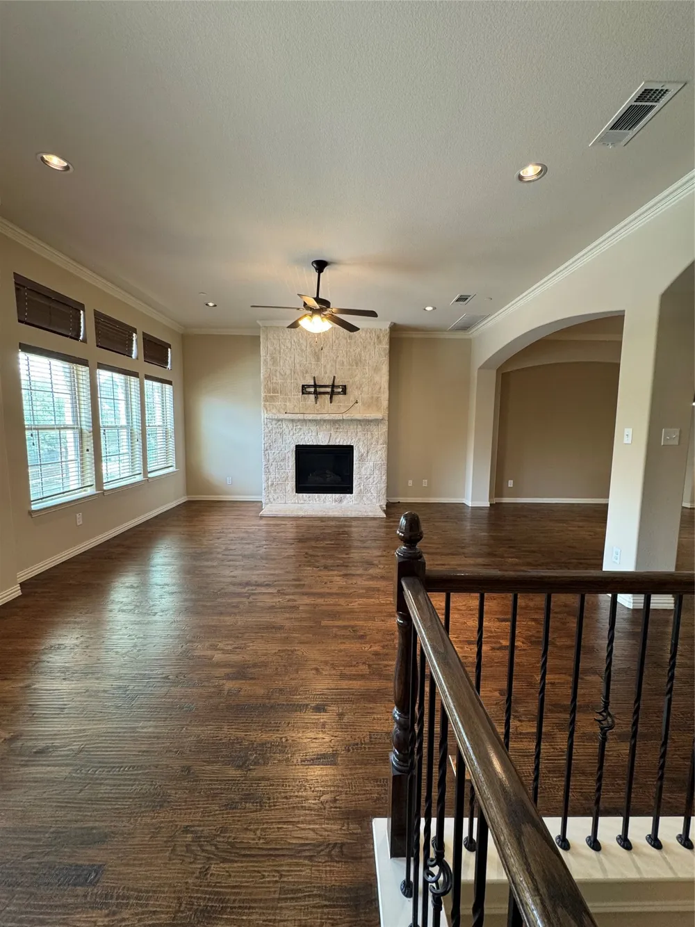 6464 Naples Drive Irving, TX 75039
