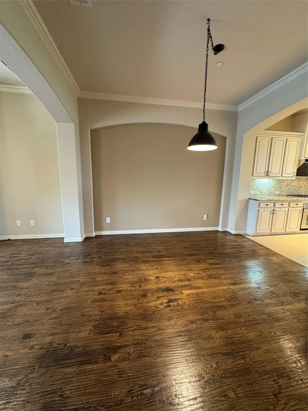 6464 Naples Drive Irving, TX 75039