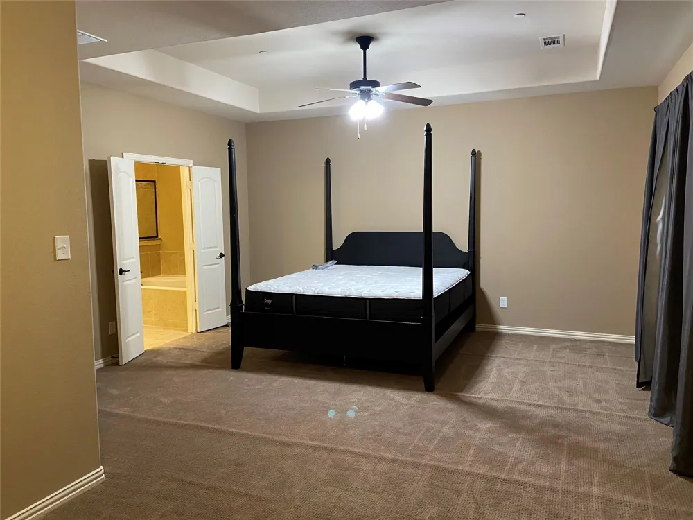 6464 Naples Drive Irving, TX 75039
