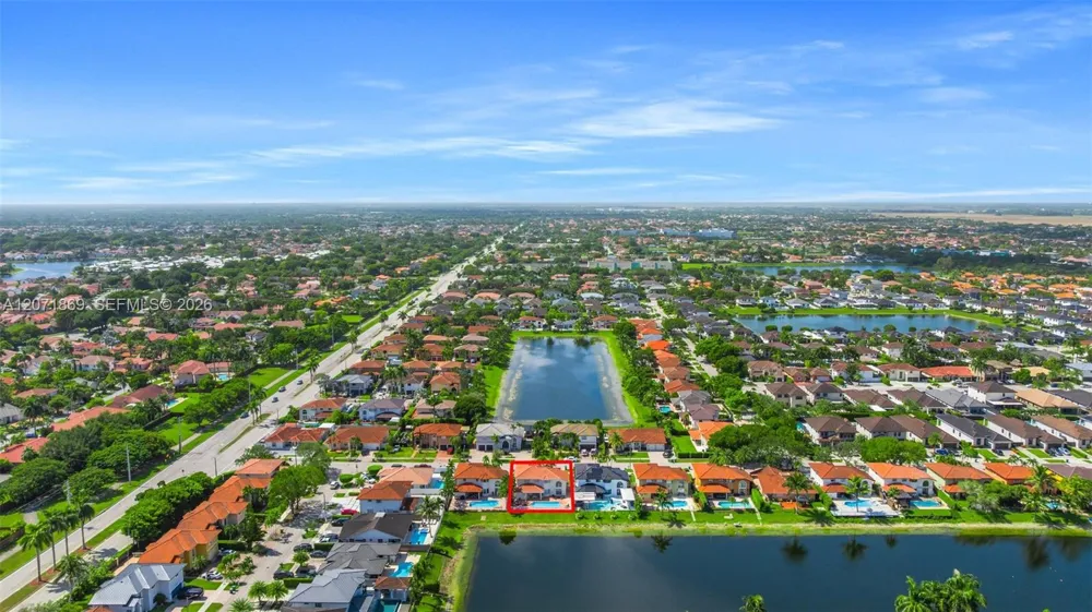 15753 SW 43rd St Miami, FL 33185