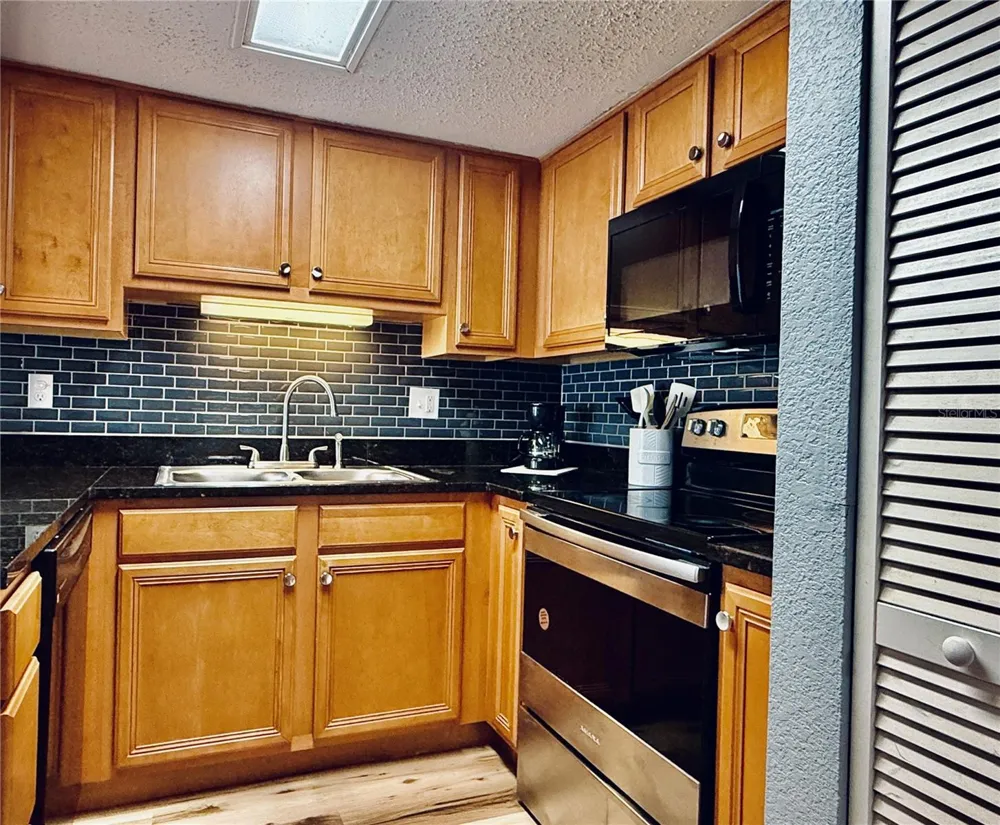 724 HAVEN PLACE #724 Tarpon Springs, FL 34689