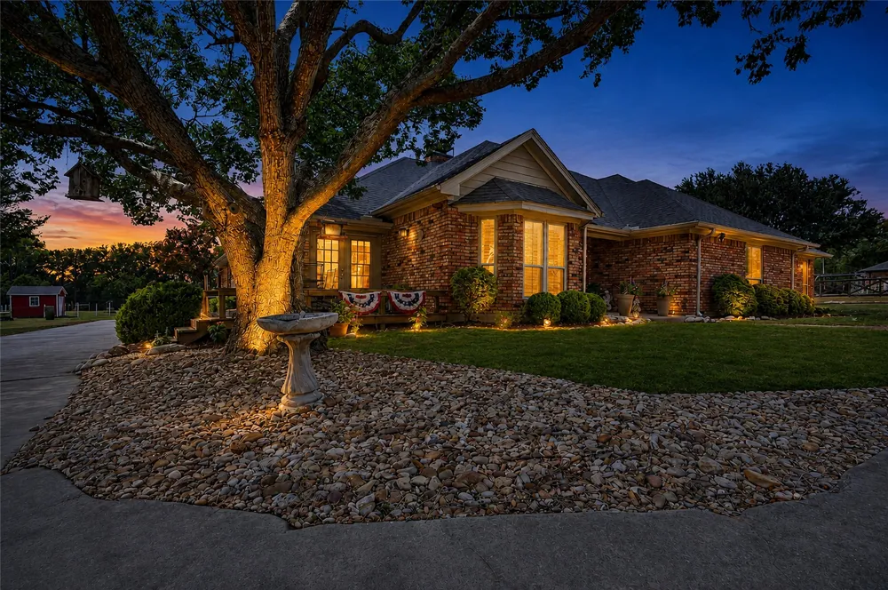 1821 Meadow Ranch Road McKinney, TX 75071