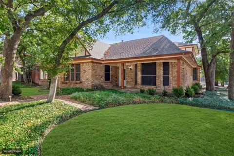 615 Country Green Lane