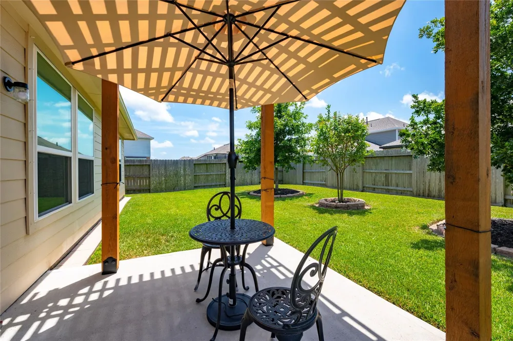 13213 Anchor Isle Court Texas City, TX 77568