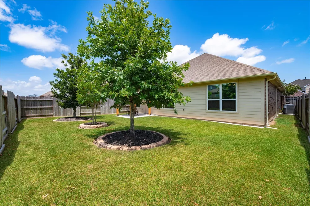 13213 Anchor Isle Court Texas City, TX 77568