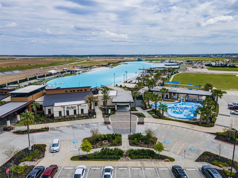 13213 Anchor Isle Court Texas City, TX 77568