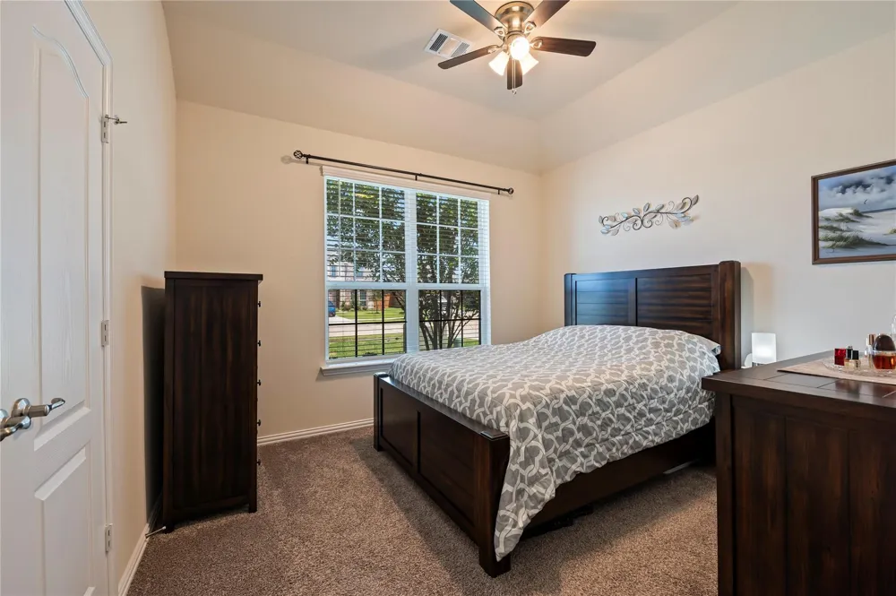 13213 Anchor Isle Court Texas City, TX 77568