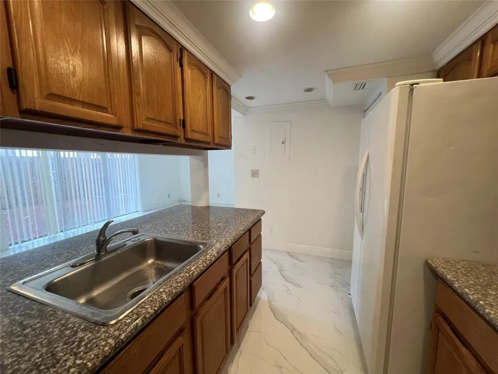 5847 BLUEBERRY COURT #85 Lauderhill, FL 33313