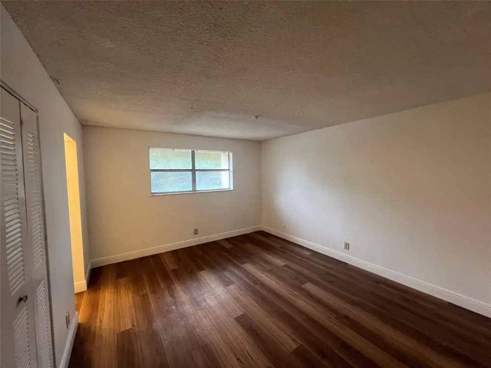 5847 BLUEBERRY COURT #85 Lauderhill, FL 33313